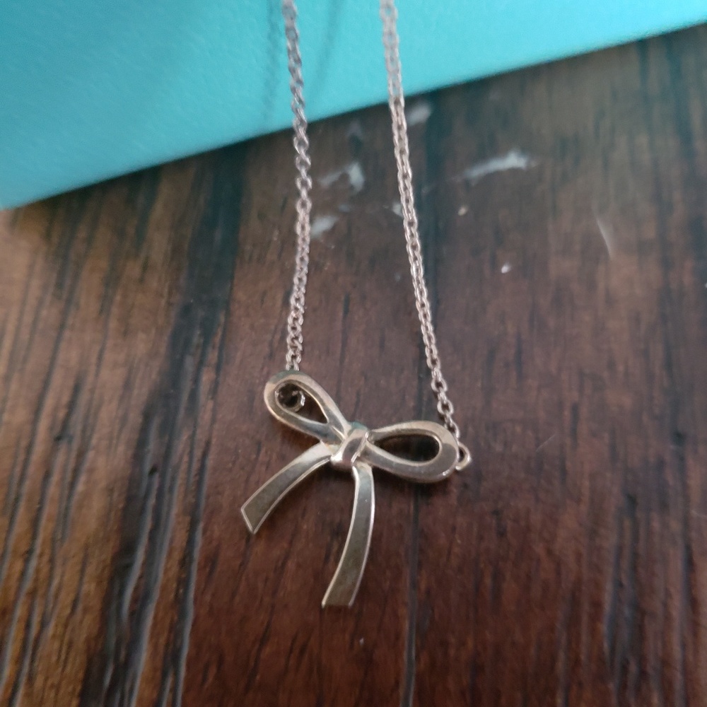 Tiffany's Bow Necklace
